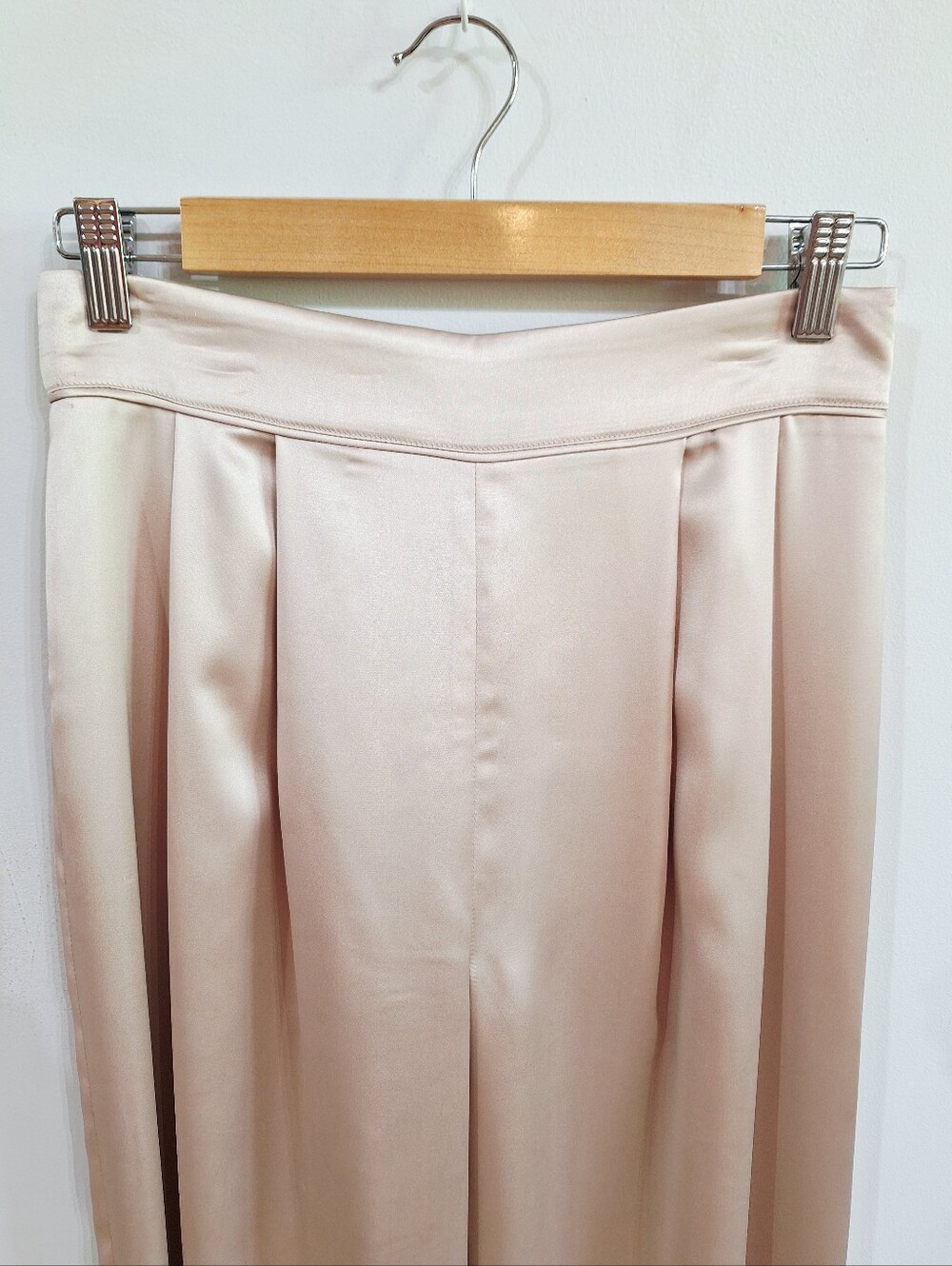 Gianni Bini High Waisted Wide Leg Satin Trousers - Size 4 - Picture 3 of 9